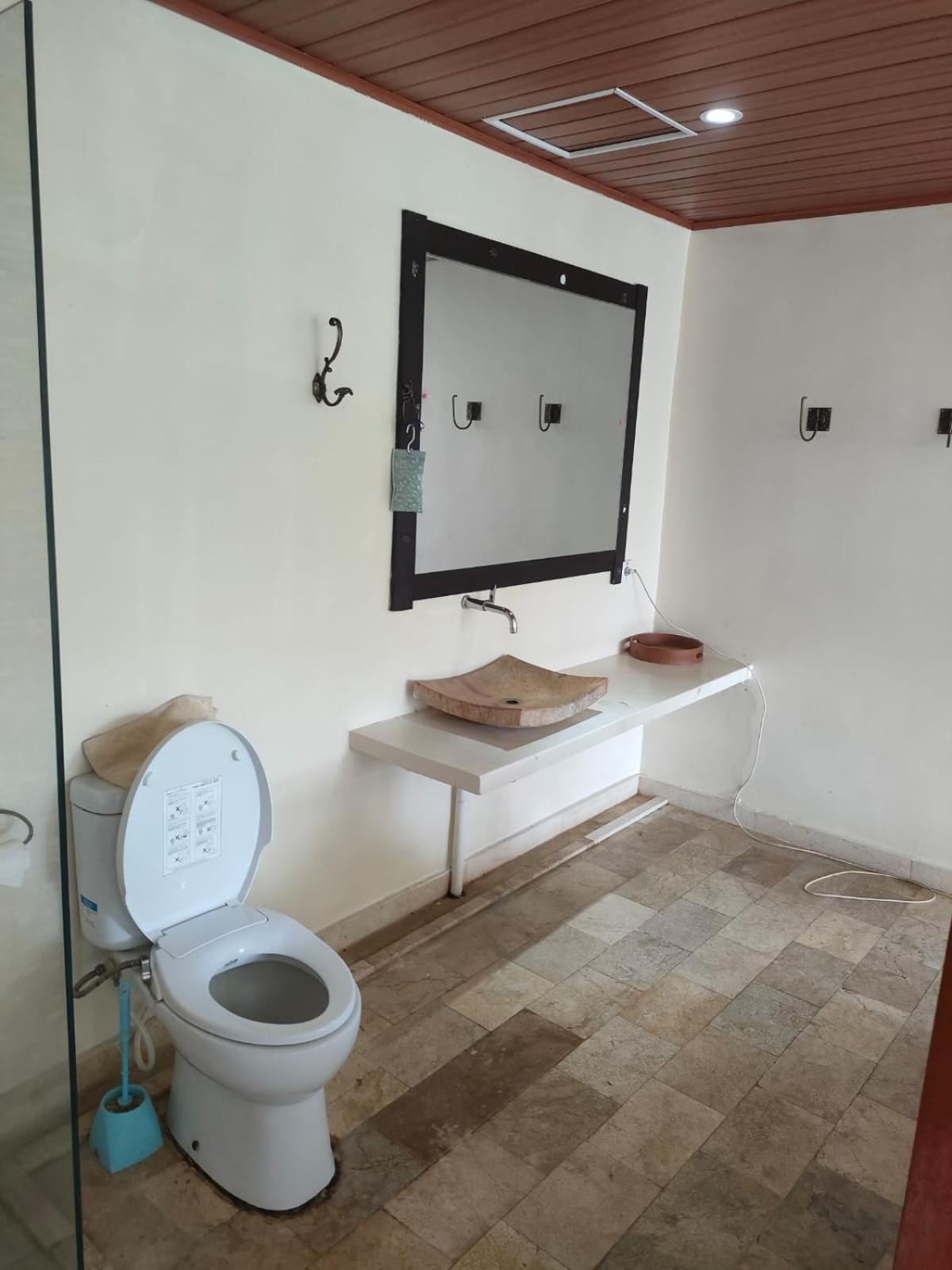 Villa Lotus 8 Canggu Εξωτερικό φωτογραφία