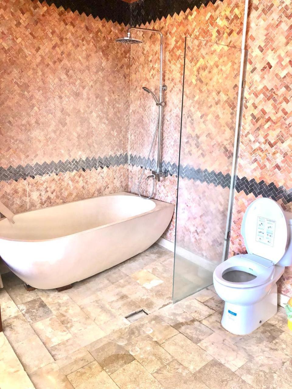 Villa Lotus 8 Canggu Εξωτερικό φωτογραφία